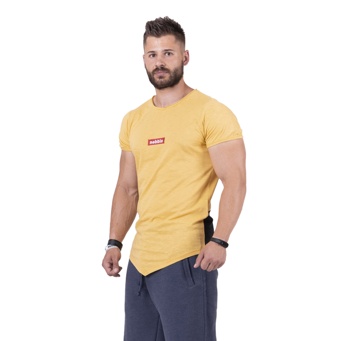 Nebbia Red Label V-Typical T-Shirt 142 - Mustard